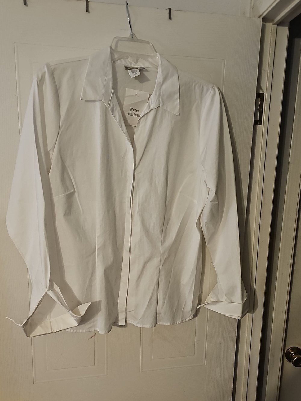 Coldwater Creek White Dress Shirt - Classic Collared Button-Down